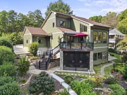 Lockhard Hideaway - Image 2